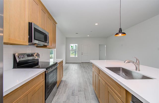 211 19th Street, Hempstead, TX 77445