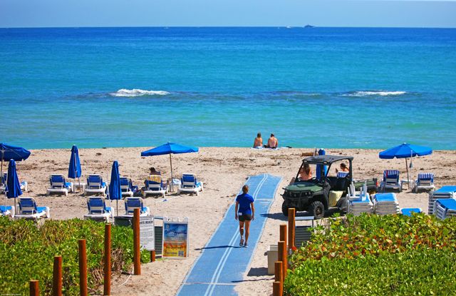 3800 N Ocean Drive 1450, Singer Island, FL 33404