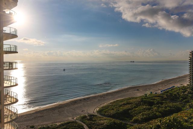 3800 N Ocean Drive 1450, Singer Island, FL 33404