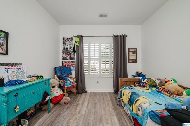 1089 MOUNTAIN LAUREL CIRCLE, Moody, AL 35004