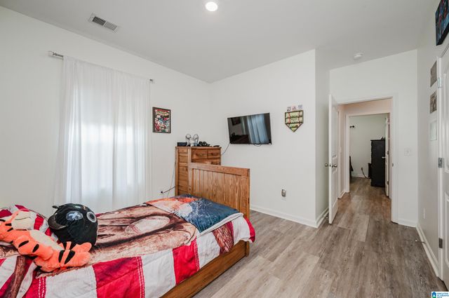 1089 MOUNTAIN LAUREL CIRCLE, Moody, AL 35004