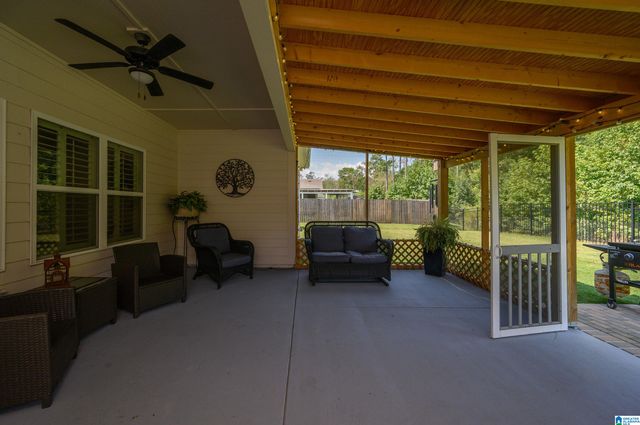 1089 MOUNTAIN LAUREL CIRCLE, Moody, AL 35004