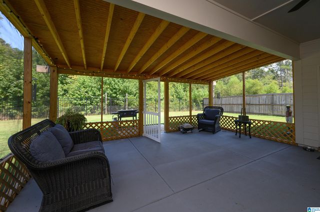 1089 MOUNTAIN LAUREL CIRCLE, Moody, AL 35004