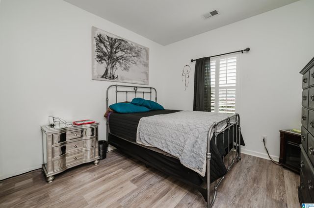 1089 MOUNTAIN LAUREL CIRCLE, Moody, AL 35004