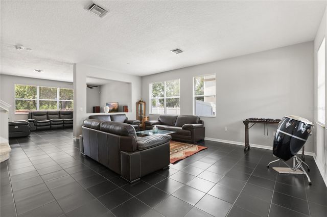 10048 STRATFORD POINTE AVENUE, Orlando, FL 32832
