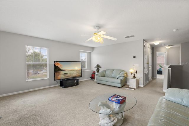 10048 STRATFORD POINTE AVENUE, Orlando, FL 32832