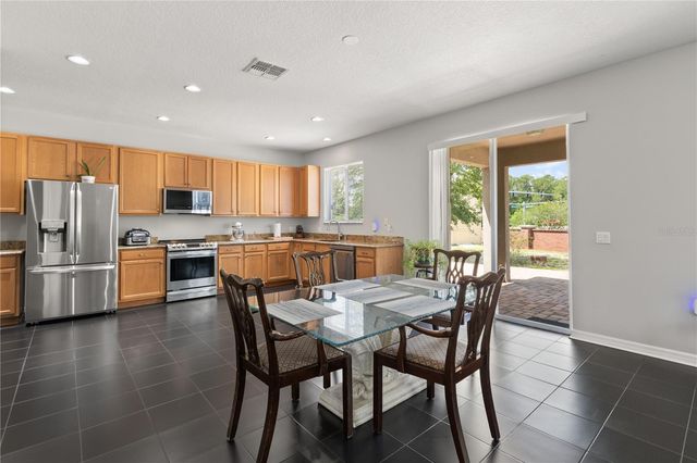 10048 STRATFORD POINTE AVENUE, Orlando, FL 32832