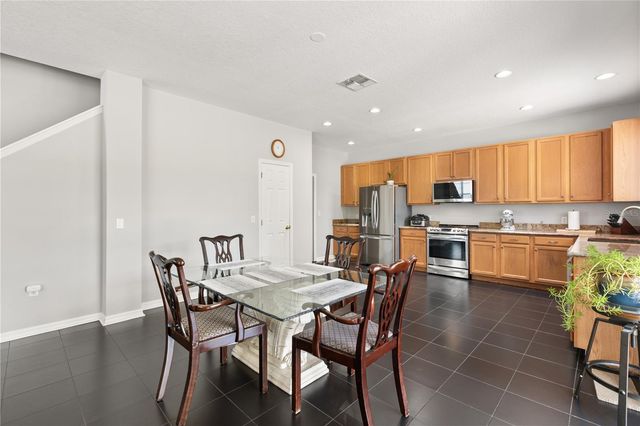 10048 STRATFORD POINTE AVENUE, Orlando, FL 32832