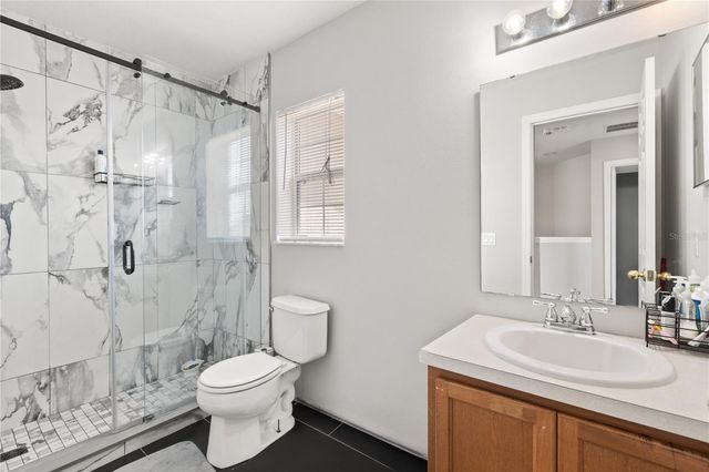 10048 STRATFORD POINTE AVENUE, Orlando, FL 32832