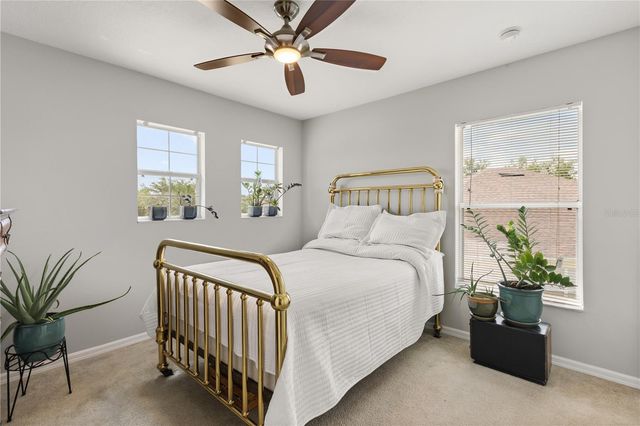 10048 STRATFORD POINTE AVENUE, Orlando, FL 32832