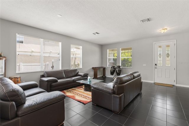 10048 STRATFORD POINTE AVENUE, Orlando, FL 32832