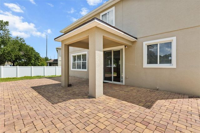 10048 STRATFORD POINTE AVENUE, Orlando, FL 32832