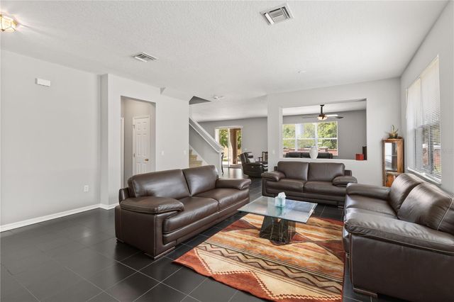 10048 STRATFORD POINTE AVENUE, Orlando, FL 32832