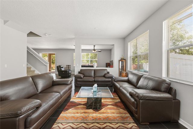 10048 STRATFORD POINTE AVENUE, Orlando, FL 32832