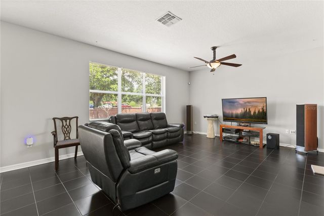 10048 STRATFORD POINTE AVENUE, Orlando, FL 32832