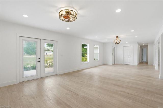 15971 Triple Crown CT, Fort Myers, FL 33912