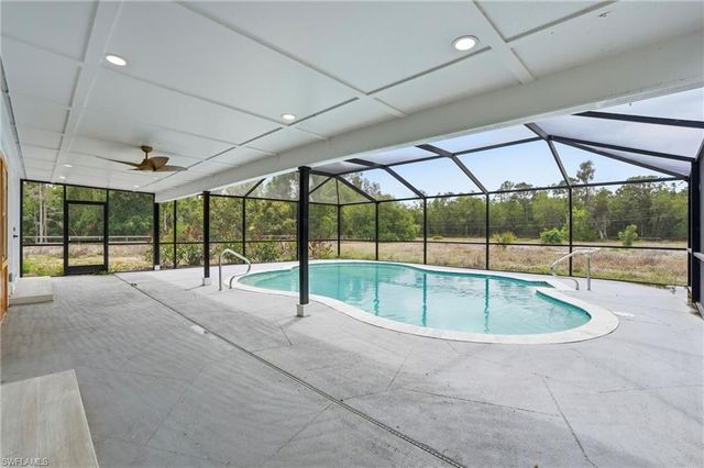 15971 Triple Crown CT, Fort Myers, FL 33912