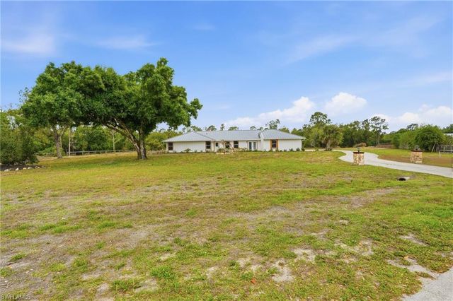 15971 Triple Crown CT, Fort Myers, FL 33912