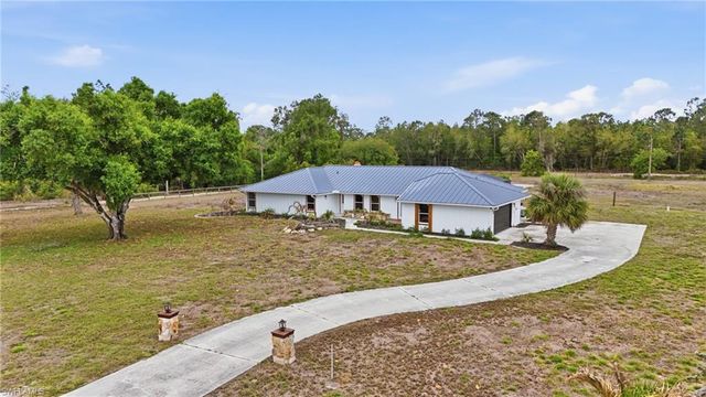 15971 Triple Crown CT, Fort Myers, FL 33912