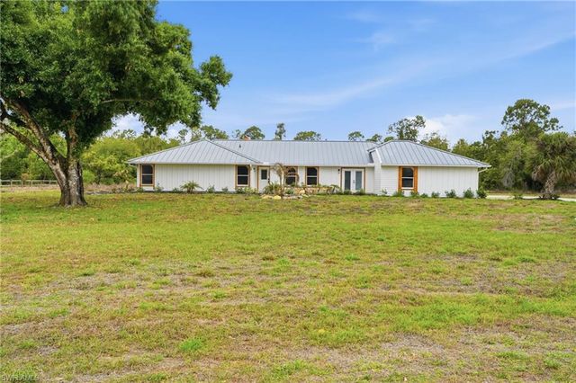 15971 Triple Crown CT, Fort Myers, FL 33912