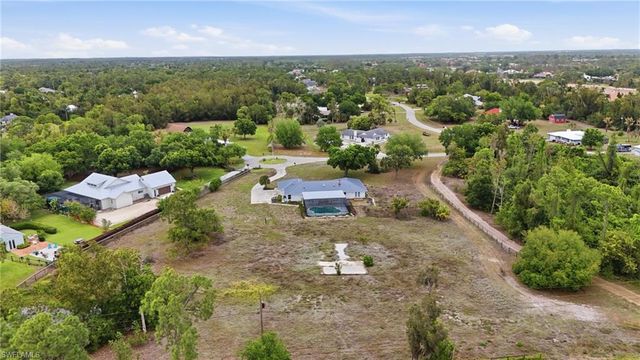 15971 Triple Crown CT, Fort Myers, FL 33912