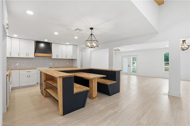 15971 Triple Crown CT, Fort Myers, FL 33912