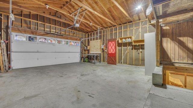 W438 Clement CIRCLE, Campbellsport, WI 53010