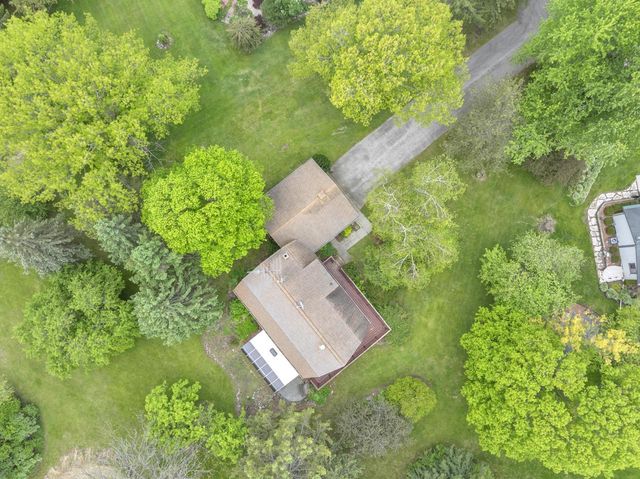 W438 Clement CIRCLE, Campbellsport, WI 53010