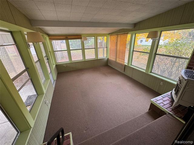 5374 Torrey Road, Flint, MI 48507