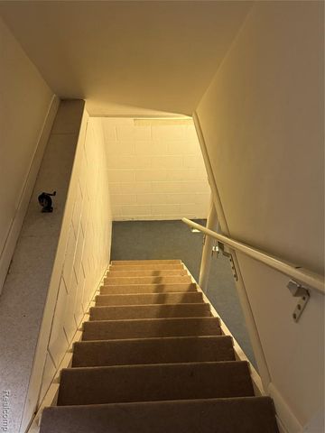 5374 Torrey Road, Flint, MI 48507