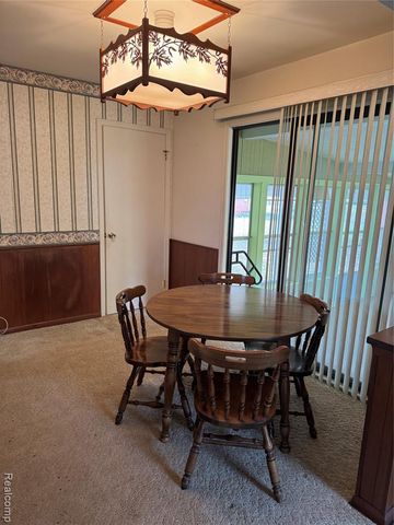 5374 Torrey Road, Flint, MI 48507