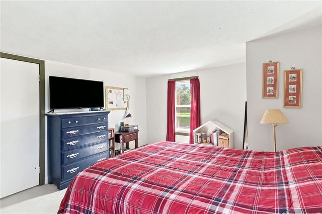 1184 West Ave, Parma, NY 14468