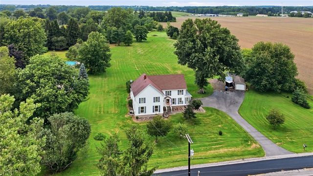 1184 West Ave, Parma, NY 14468