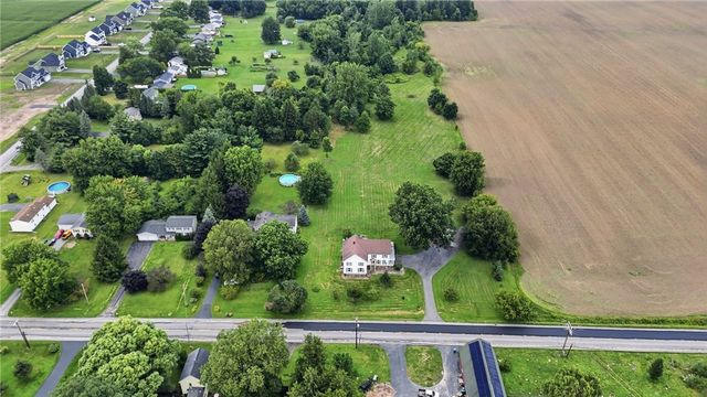1184 West Ave, Parma, NY 14468