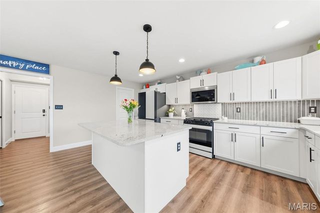 4825 Sierra View Place, Imperial, MO 63052