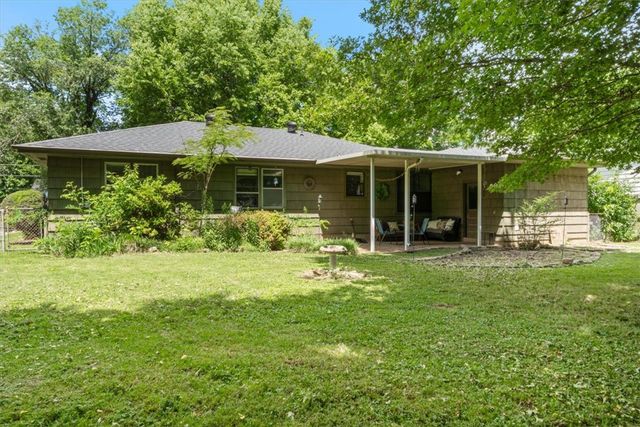 705 Shipley Street, Springdale, AR 72764