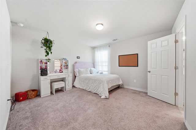 912 Eves Necklace DR, Buda, TX 78610