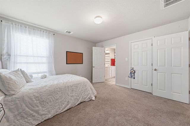 912 Eves Necklace DR, Buda, TX 78610