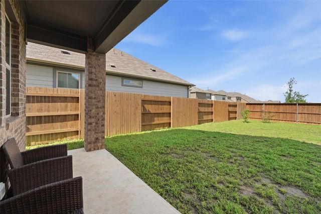 912 Eves Necklace DR, Buda, TX 78610