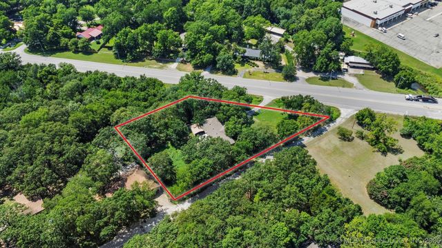 800 Henson Road, Madill, OK 73446