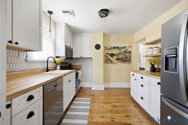 308 Thompson St, Ashland, VA 23005