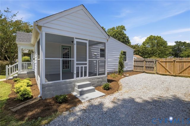 308 Thompson St, Ashland, VA 23005