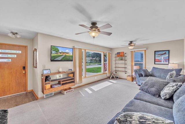 3340 6th AVENUE, Racine, WI 53402