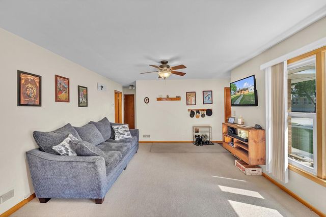 3340 6th AVENUE, Racine, WI 53402