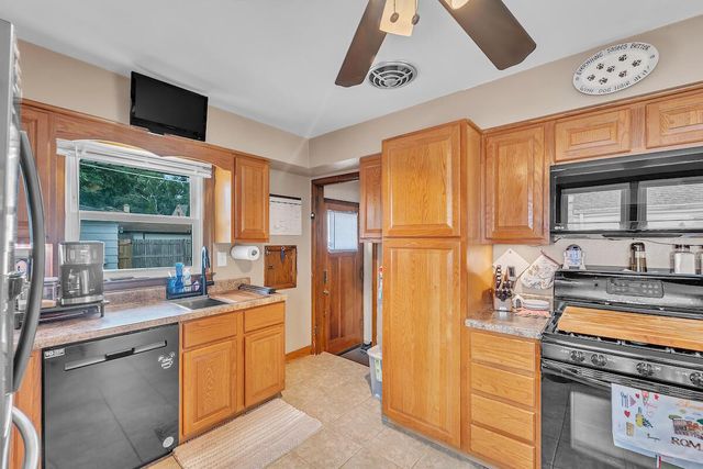 3340 6th AVENUE, Racine, WI 53402