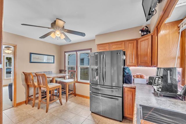3340 6th AVENUE, Racine, WI 53402