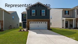1365 37th Avenue Lane NE, Hickory, NC 28601