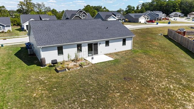 1303 Wedge Run, Fort Wayne, IN 46845