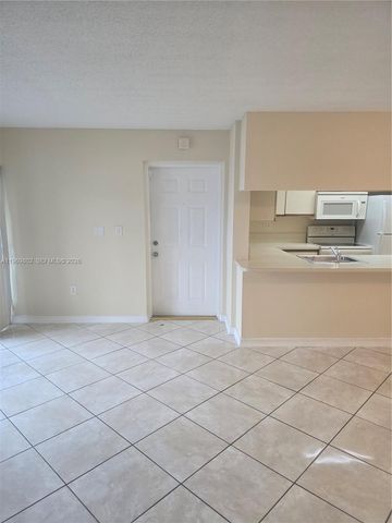 17320 NW 67th Pl F-7, Hialeah, FL 33015