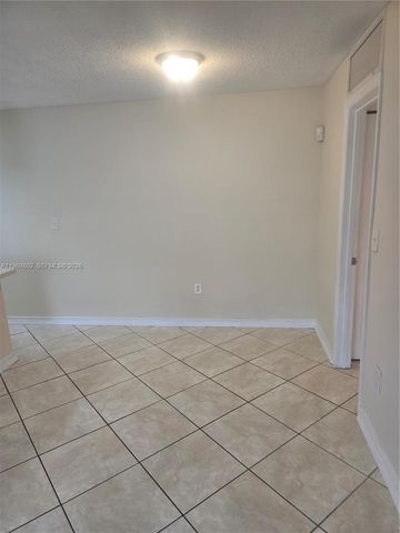 17320 NW 67th Pl F-7, Hialeah, FL 33015
